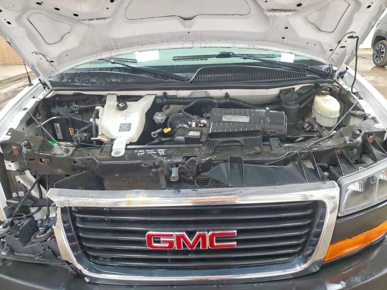 GMC Savana G2500