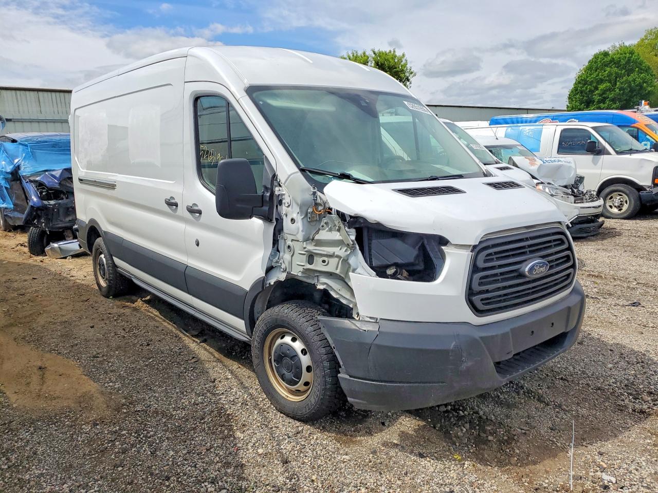 Ford Transit T-250