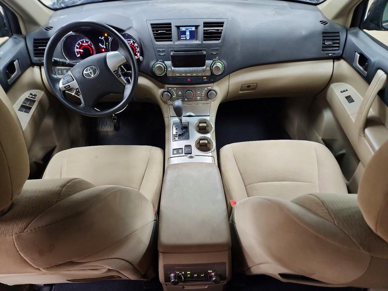 Toyota Highlander Base
