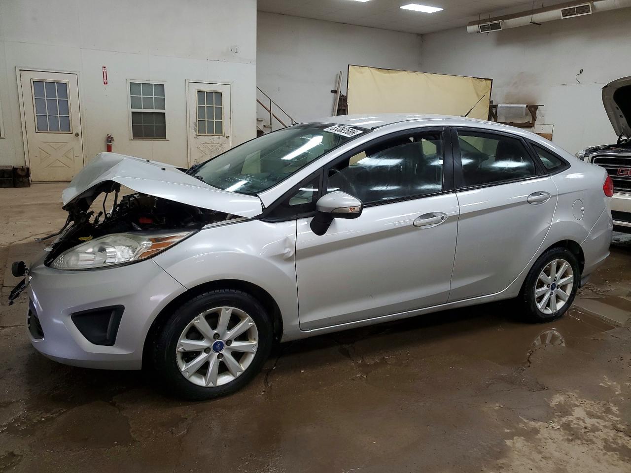Salvage Ford Fiesta Image