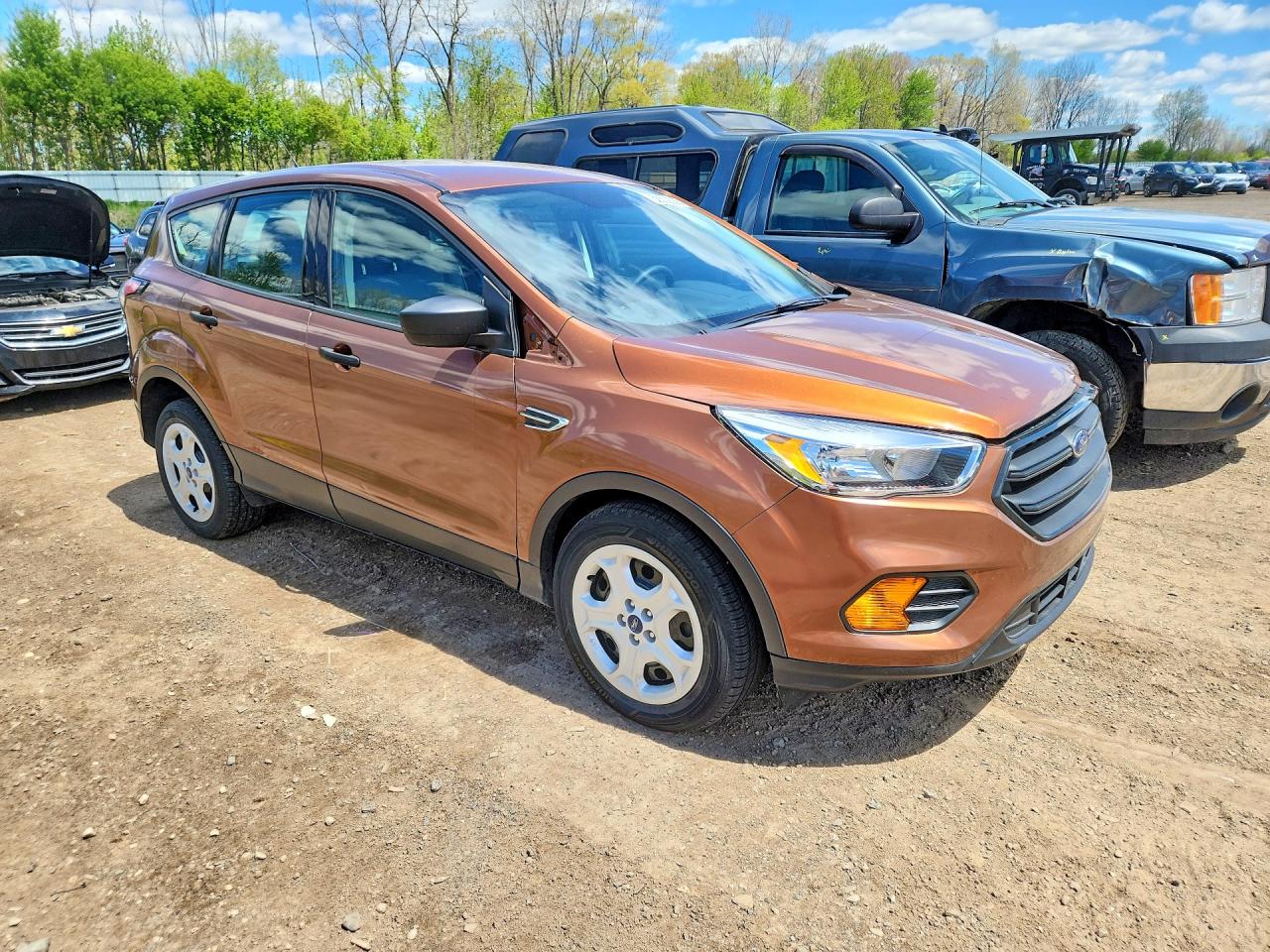 Ford Escape S
