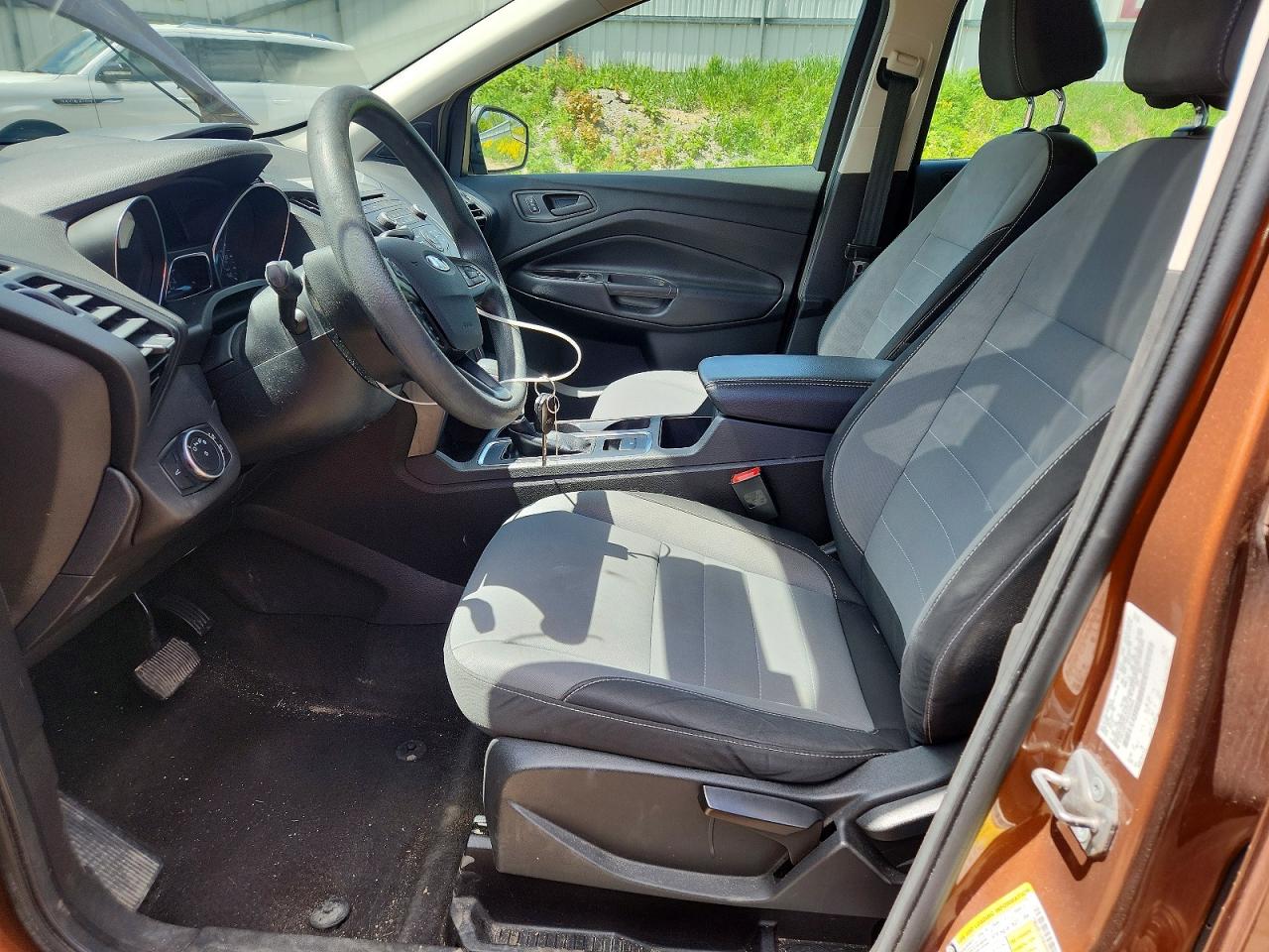 Ford Escape S