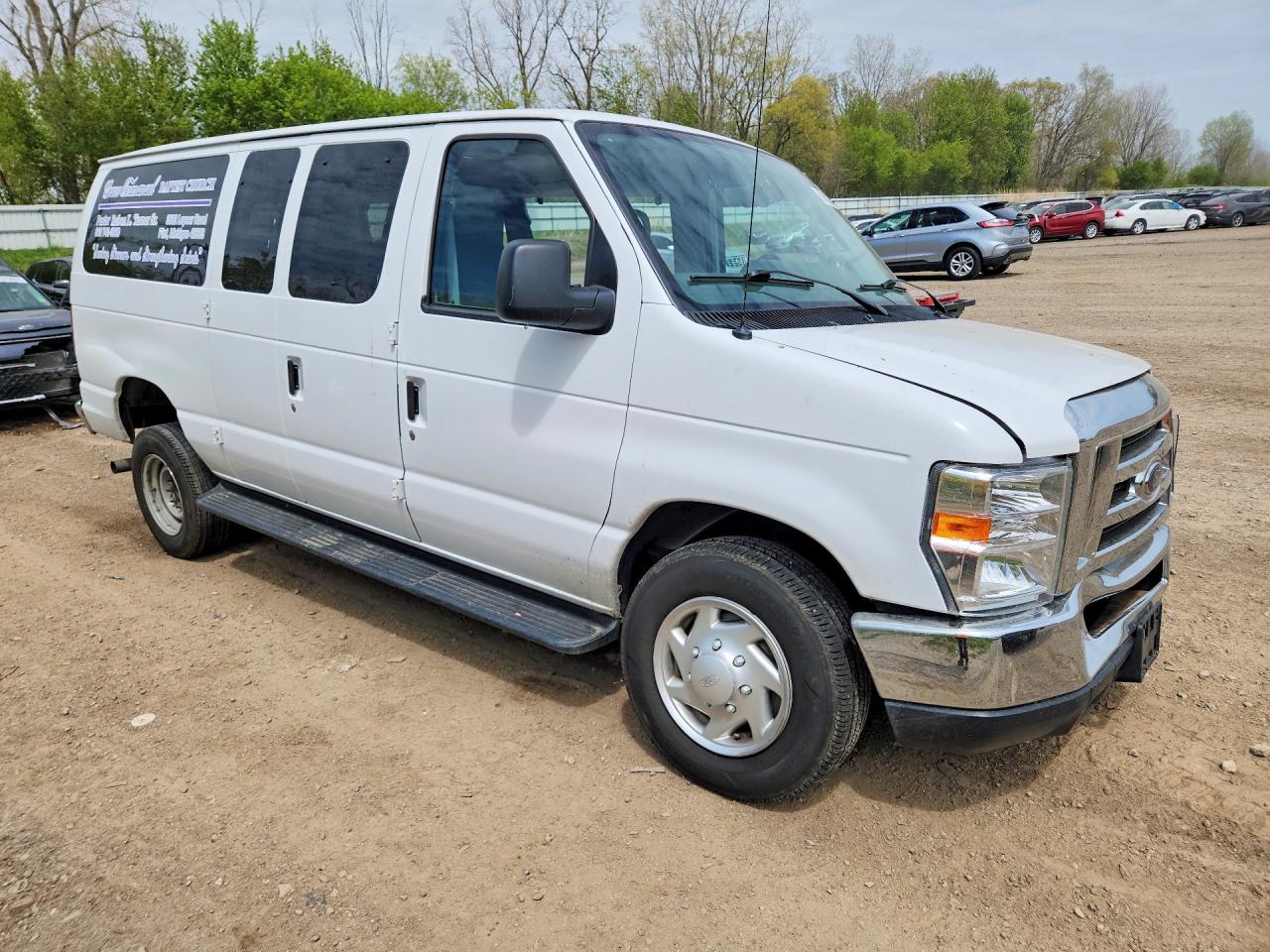 Ford Econoline E350 Super Duty Wagon