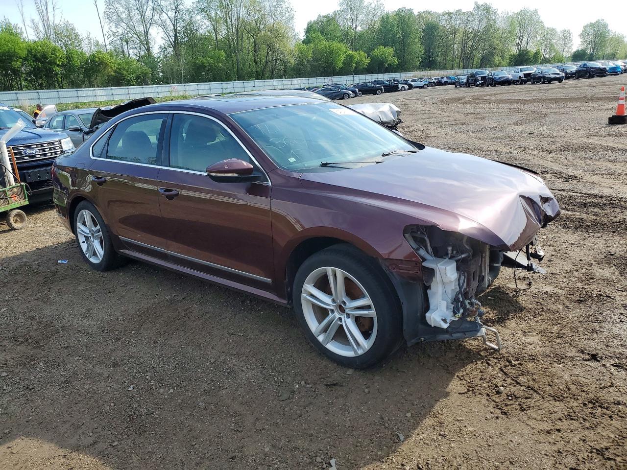 Volkswagen Passat Sel