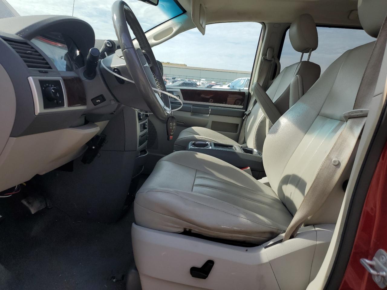 Chrysler Minivan Touring