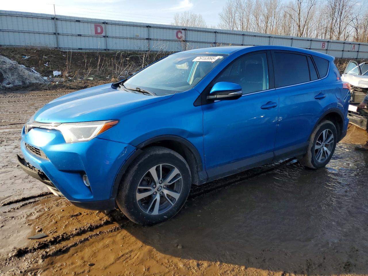 Salvage Toyota RAV4 Image