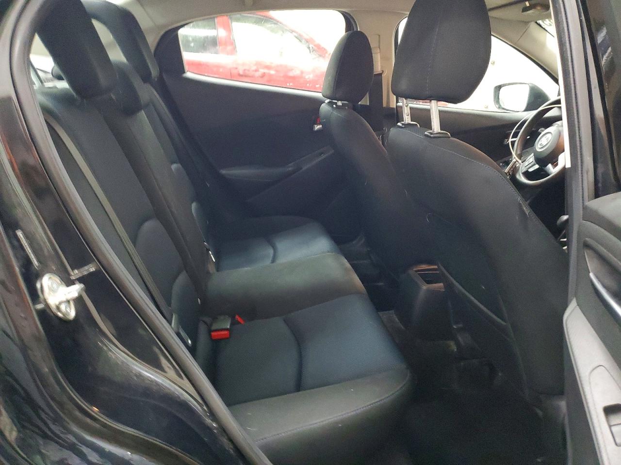 Toyota Yaris Base