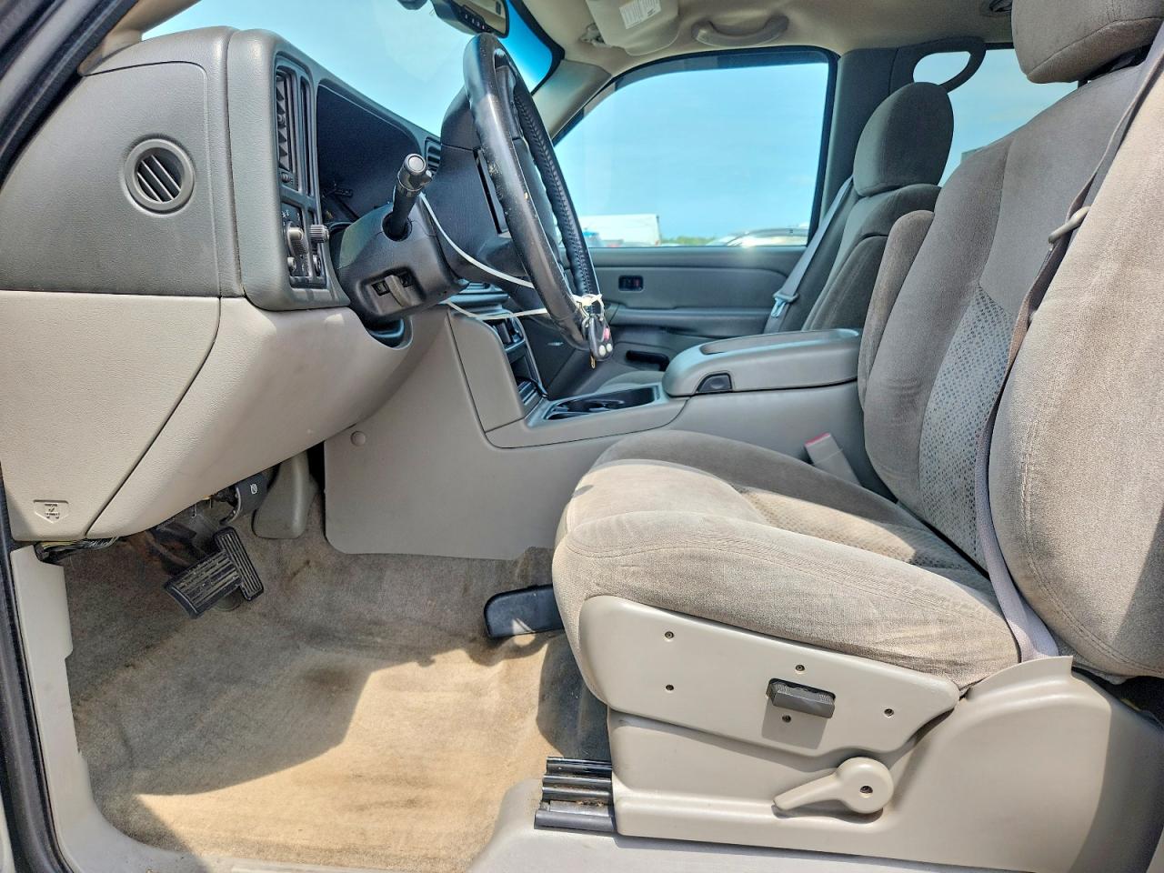Chevrolet Suburban C1500