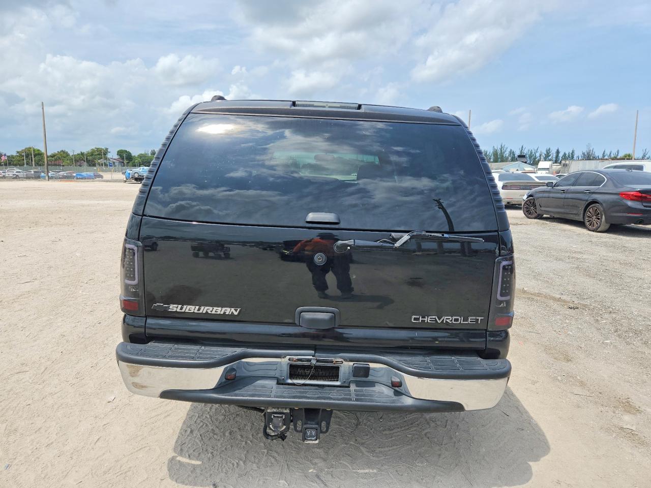 Chevrolet Suburban C1500
