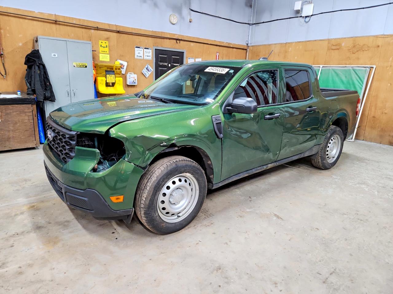 Salvage Ford Maverick Image