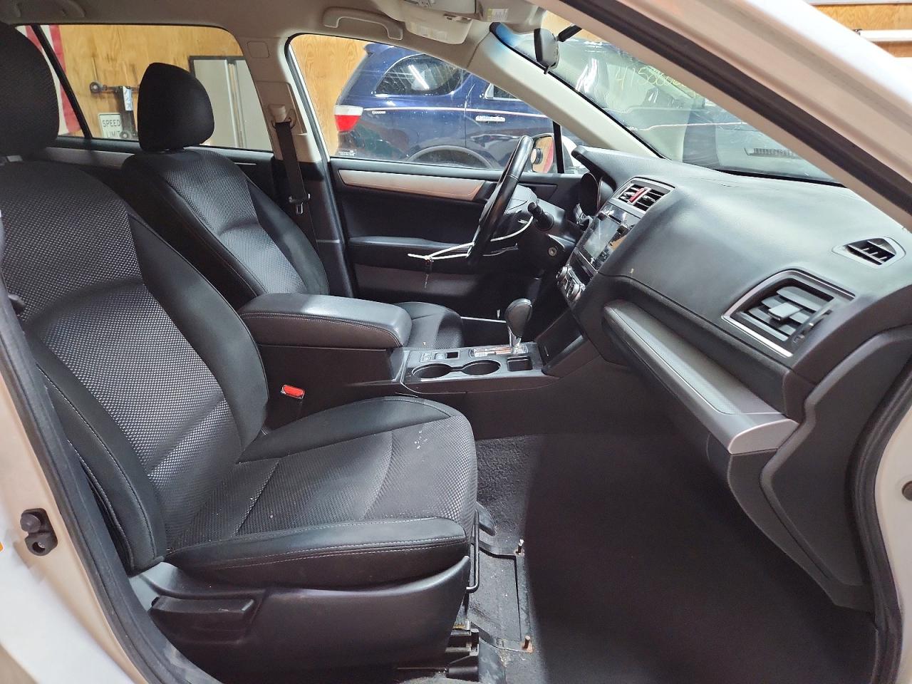 Subaru Outback 2.5i Premium