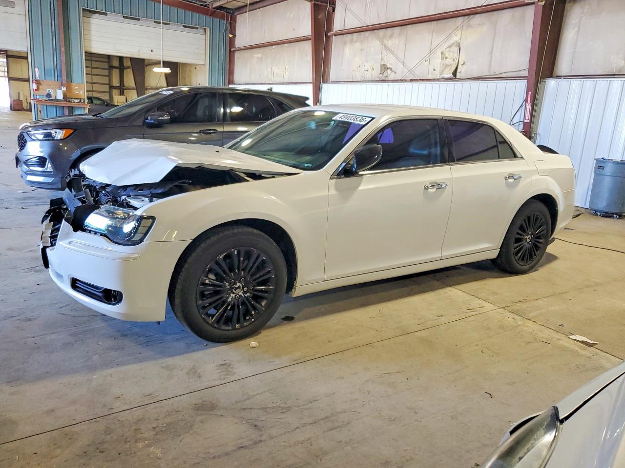 Salvage Chrysler 300 Image