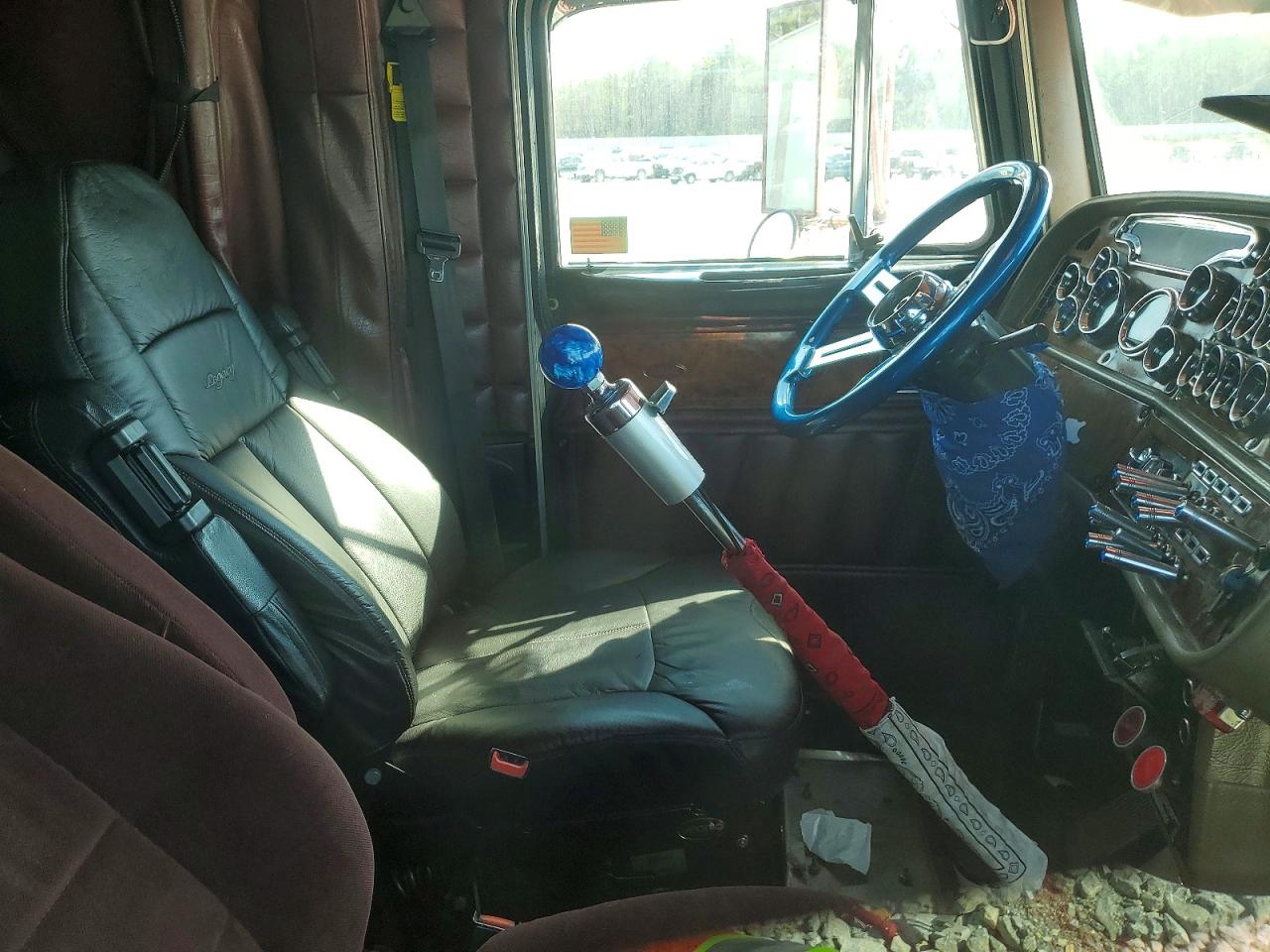 Peterbilt 379