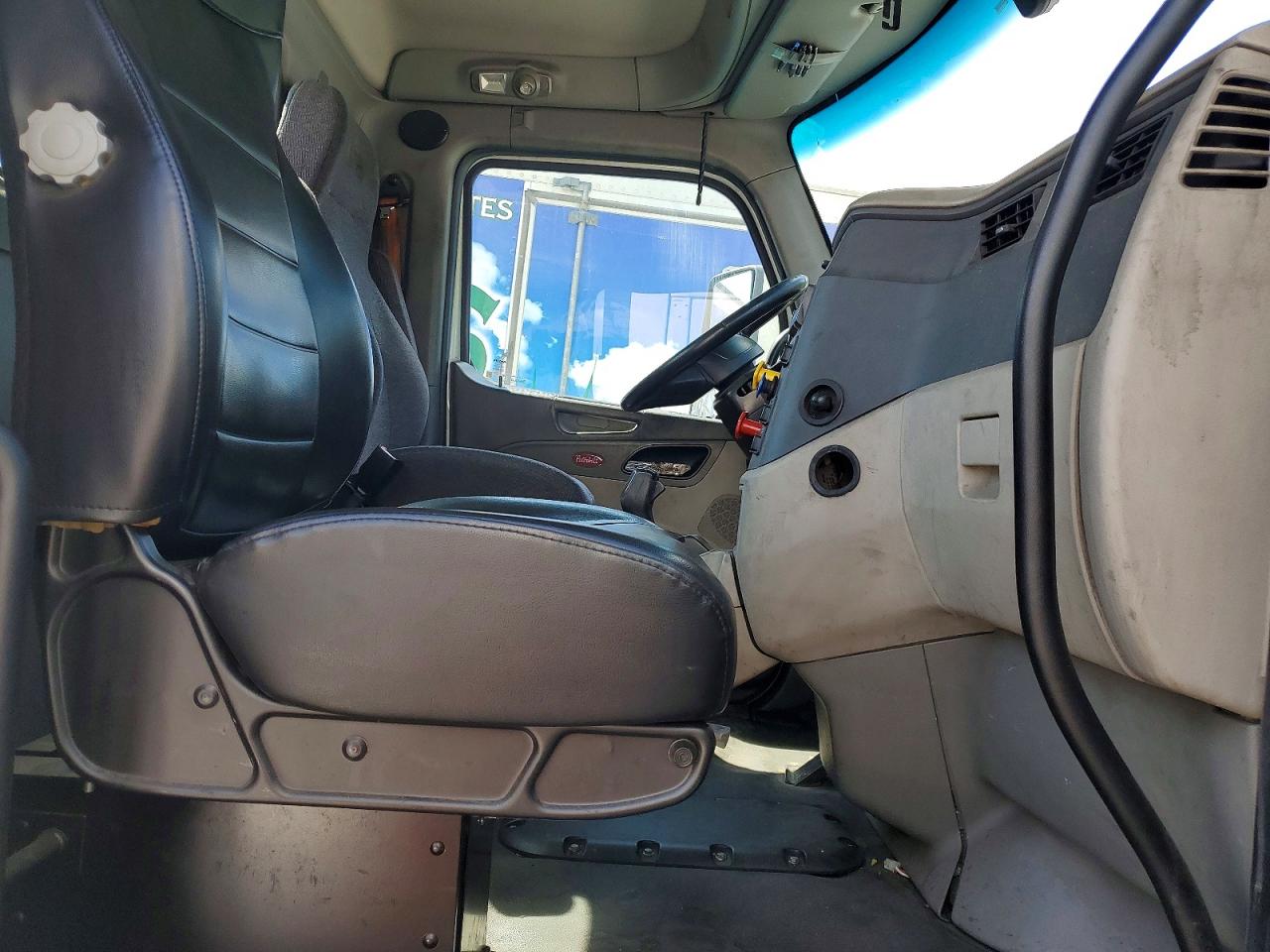 Peterbilt 579
