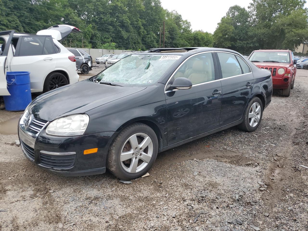 Salvage Volkswagen Jetta Image