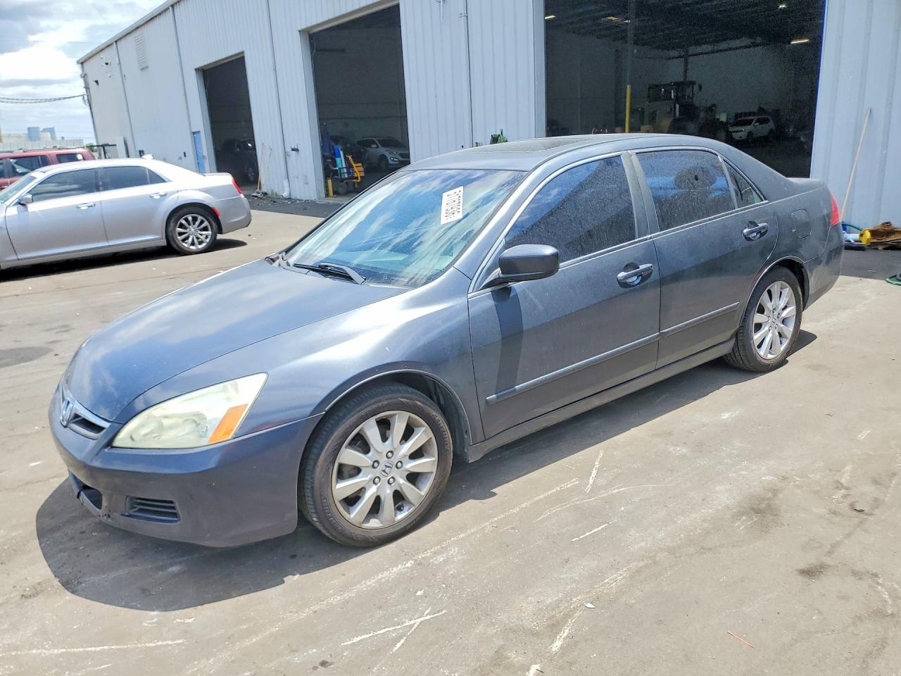 Salvage Honda Accord Image