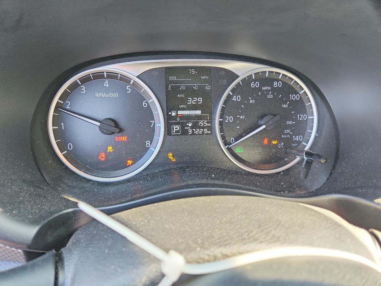 Nissan Kicks S