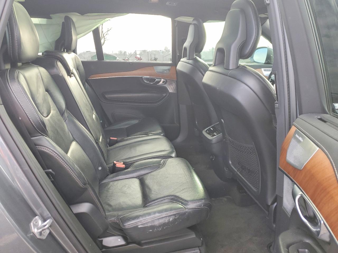 Volvo XC90 T6