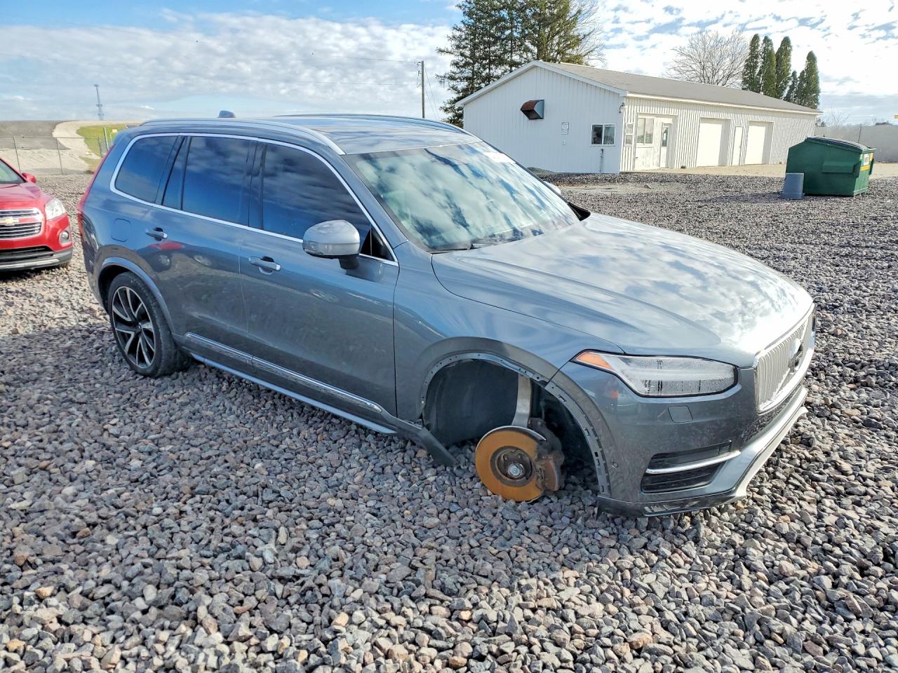 Volvo XC90 T6