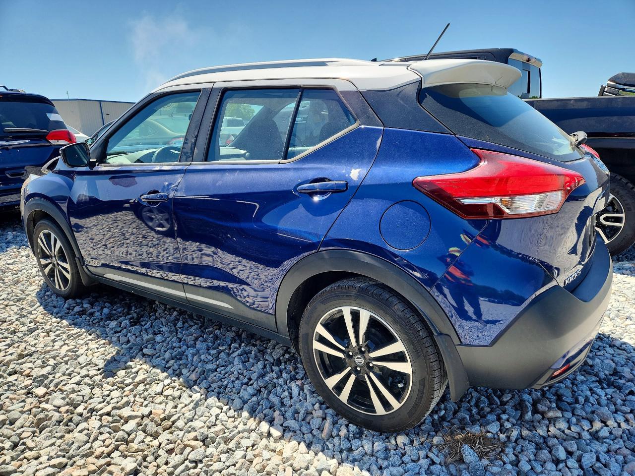Nissan Kicks Sr
