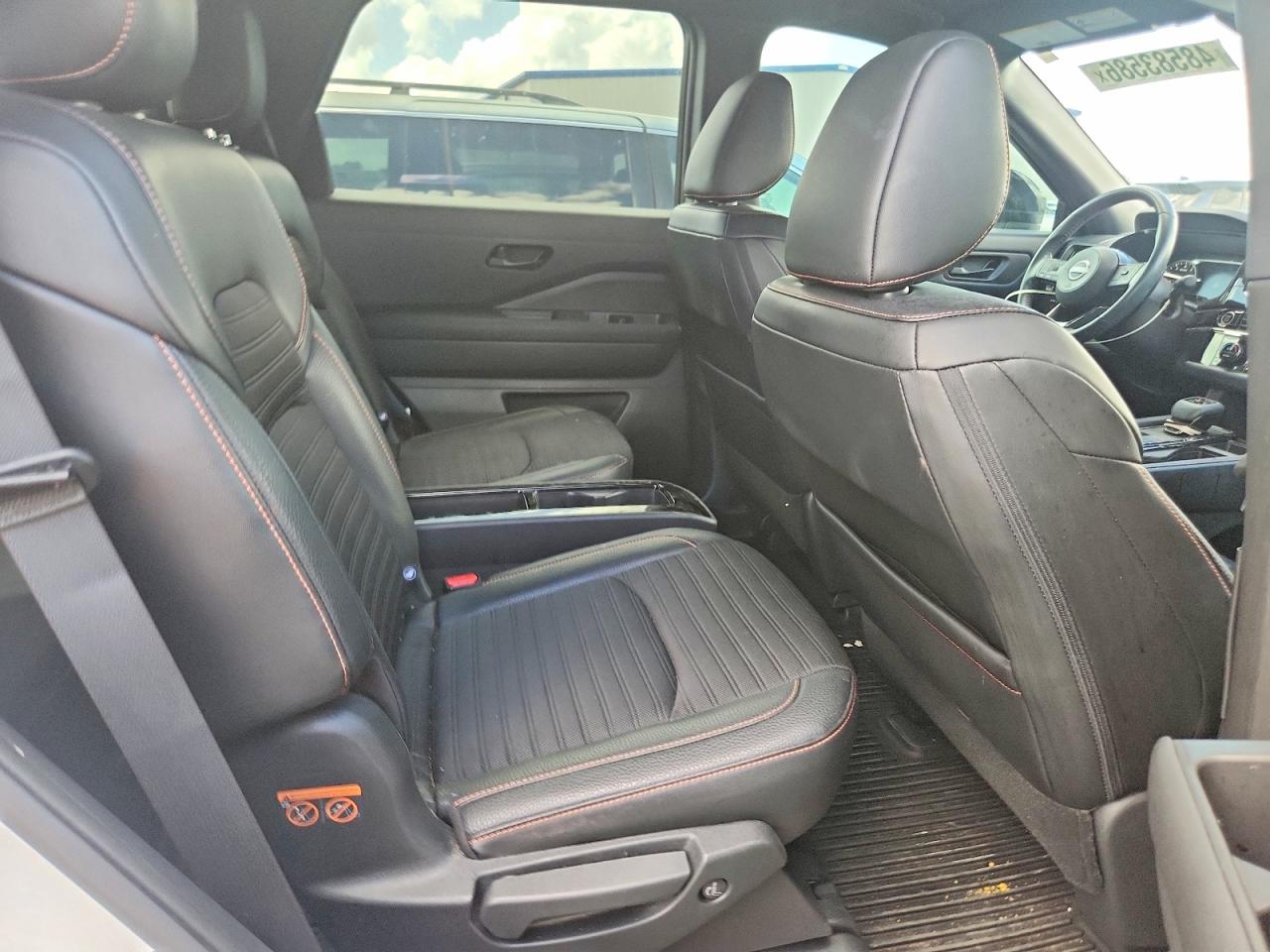 Nissan Pathfinder Rock Creek