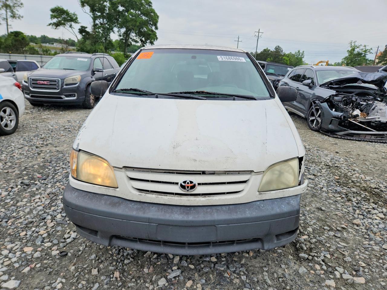 Toyota Sienna Ce