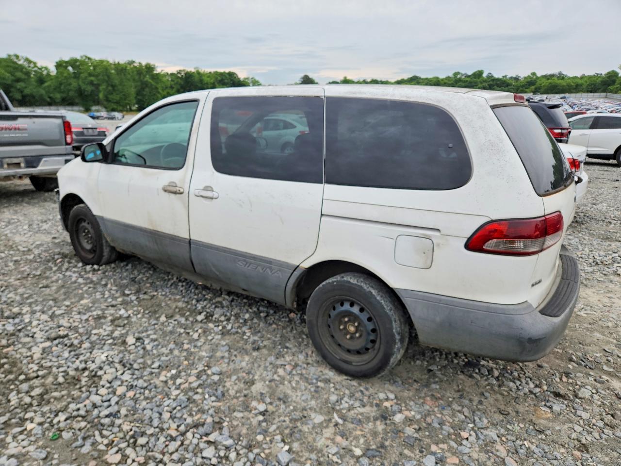 Toyota Sienna Ce