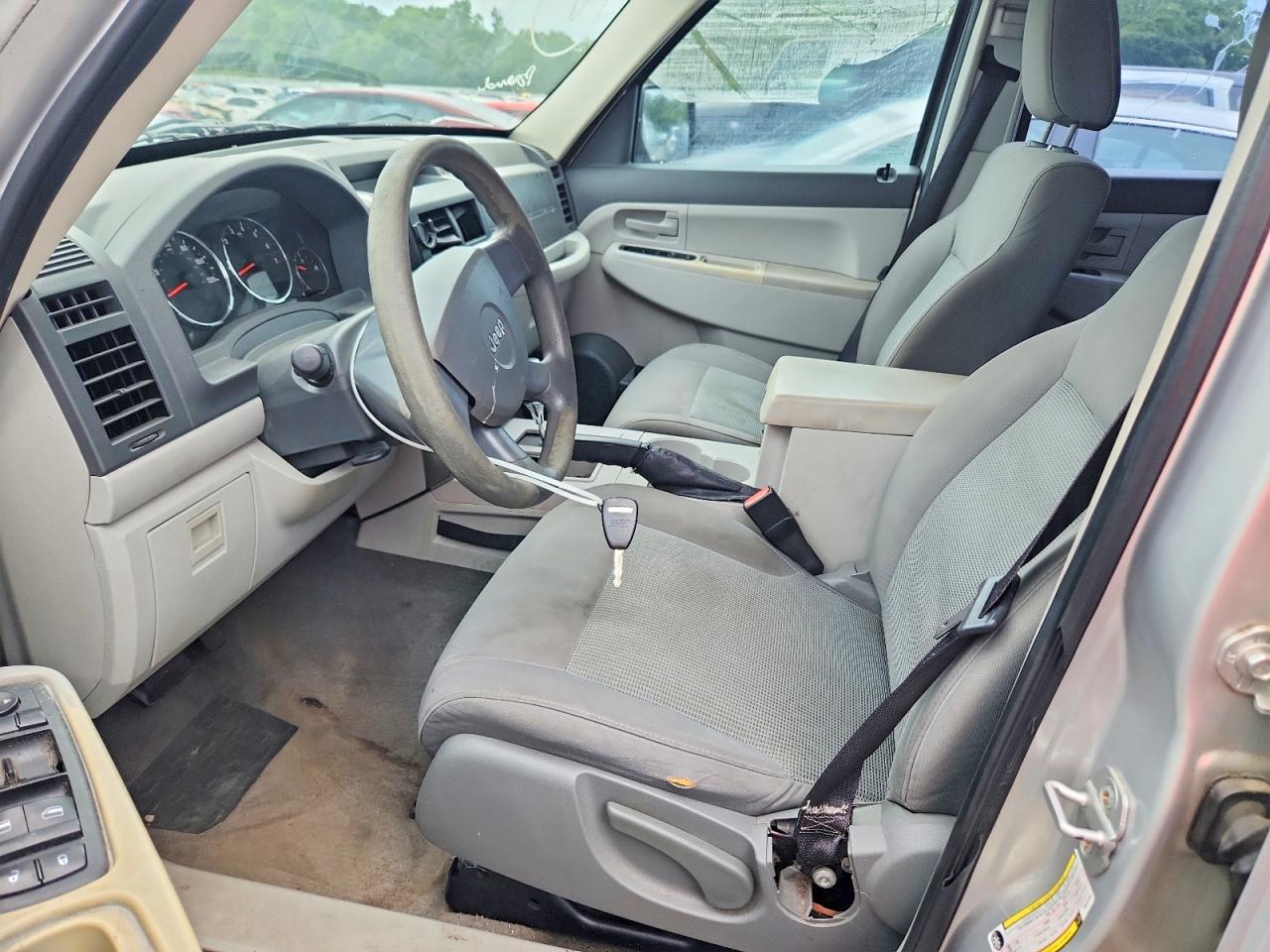 Jeep Liberty Sport