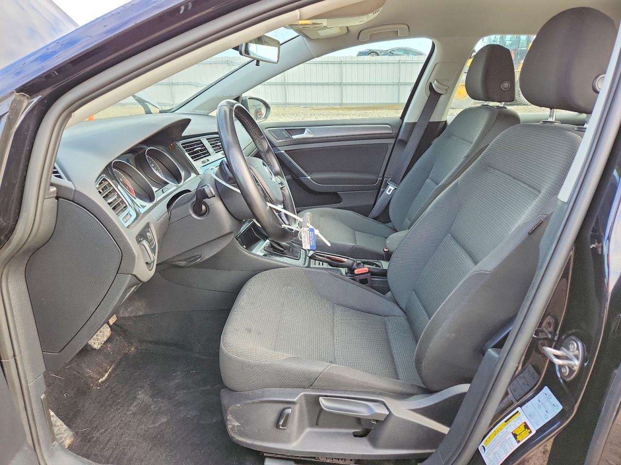 Volkswagen Golf S