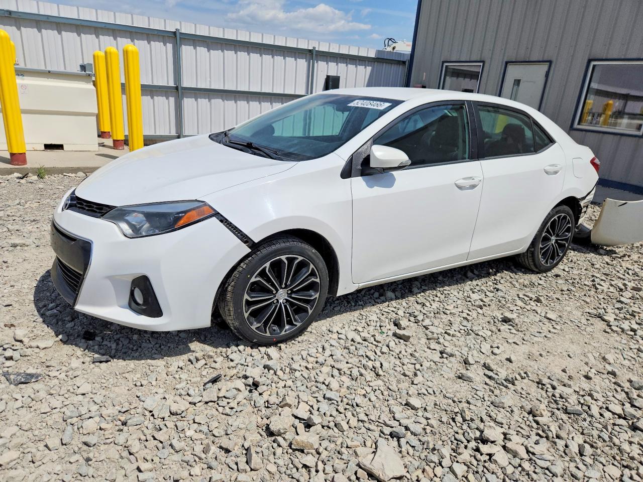 Salvage Toyota Corolla Image
