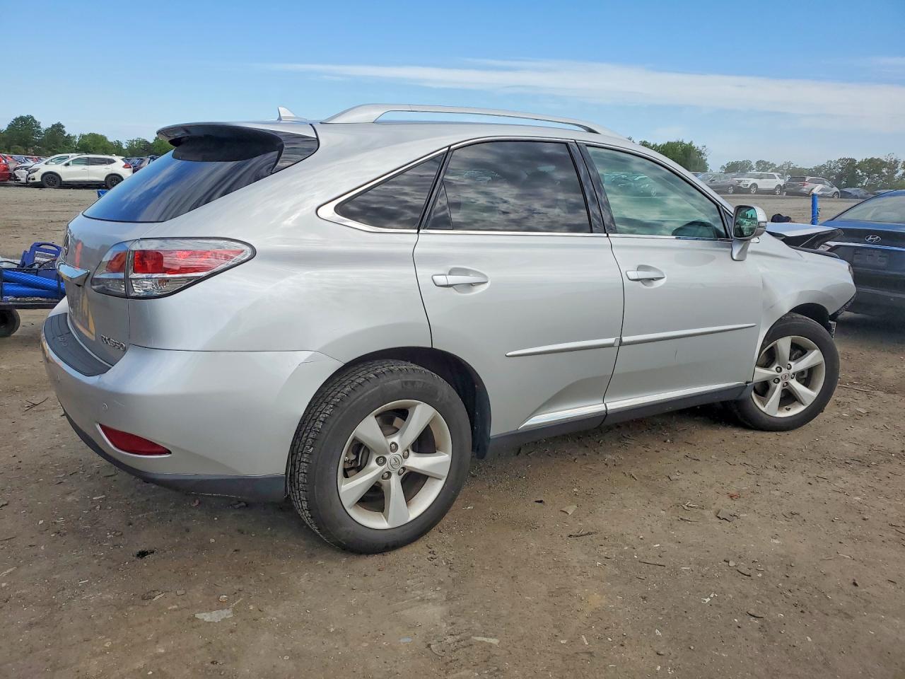 Lexus RX Base