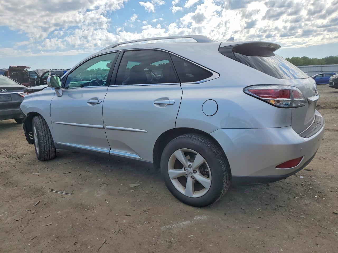 Lexus RX Base