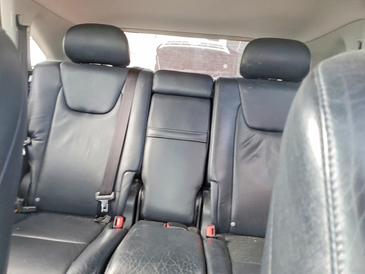 Lexus RX Base