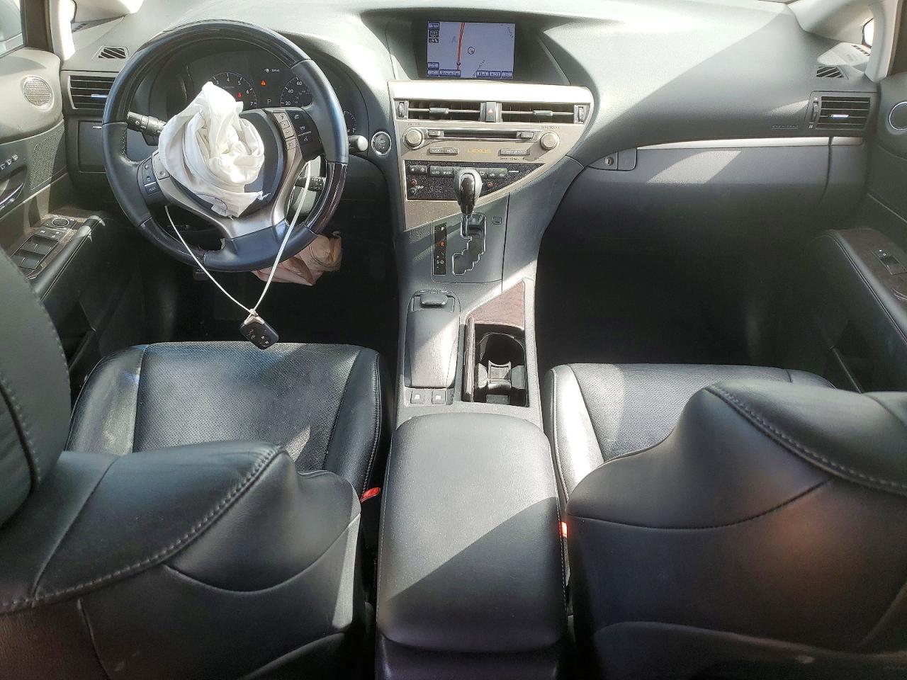 Lexus RX Base