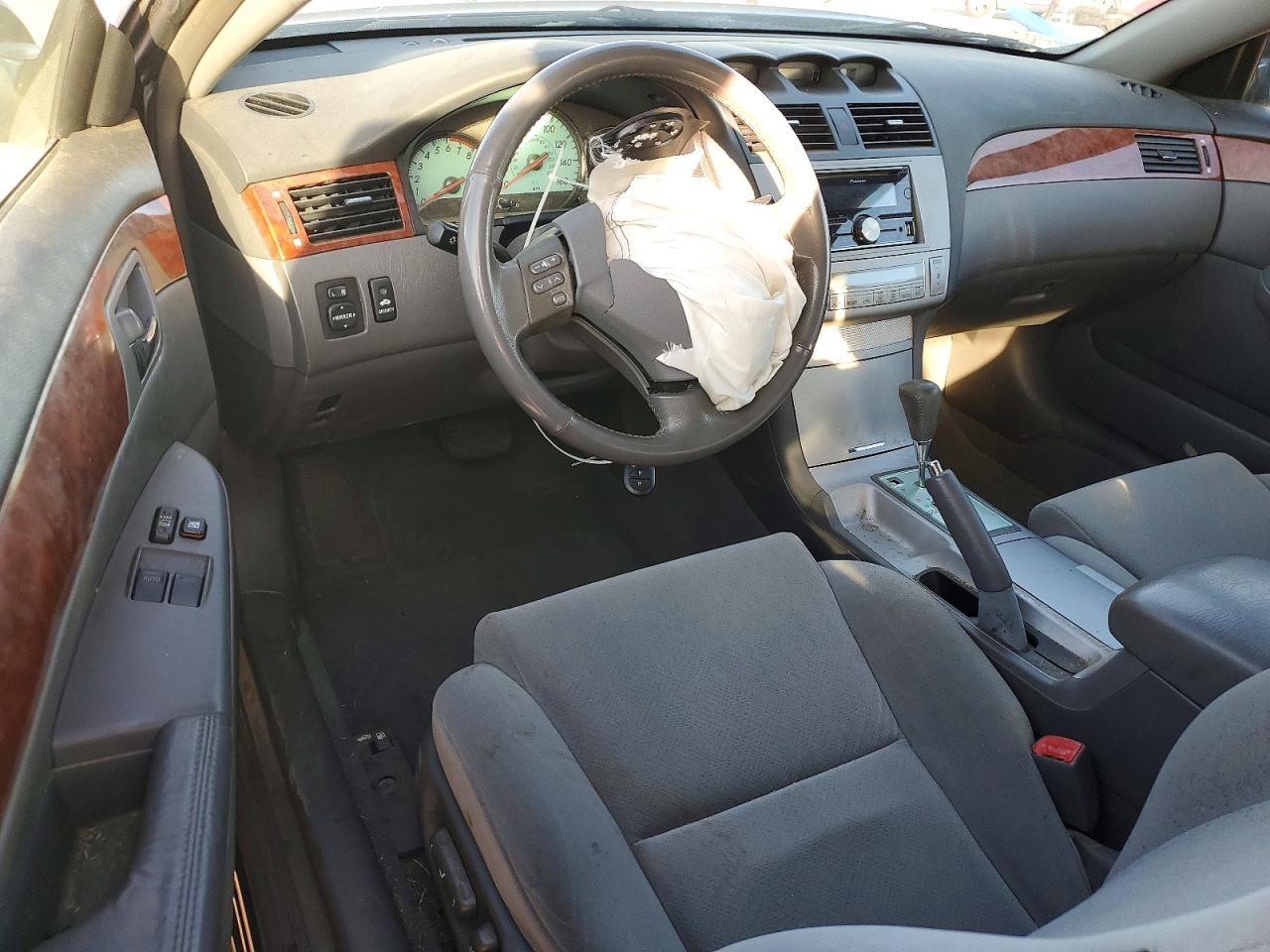 Toyota Camry Sle