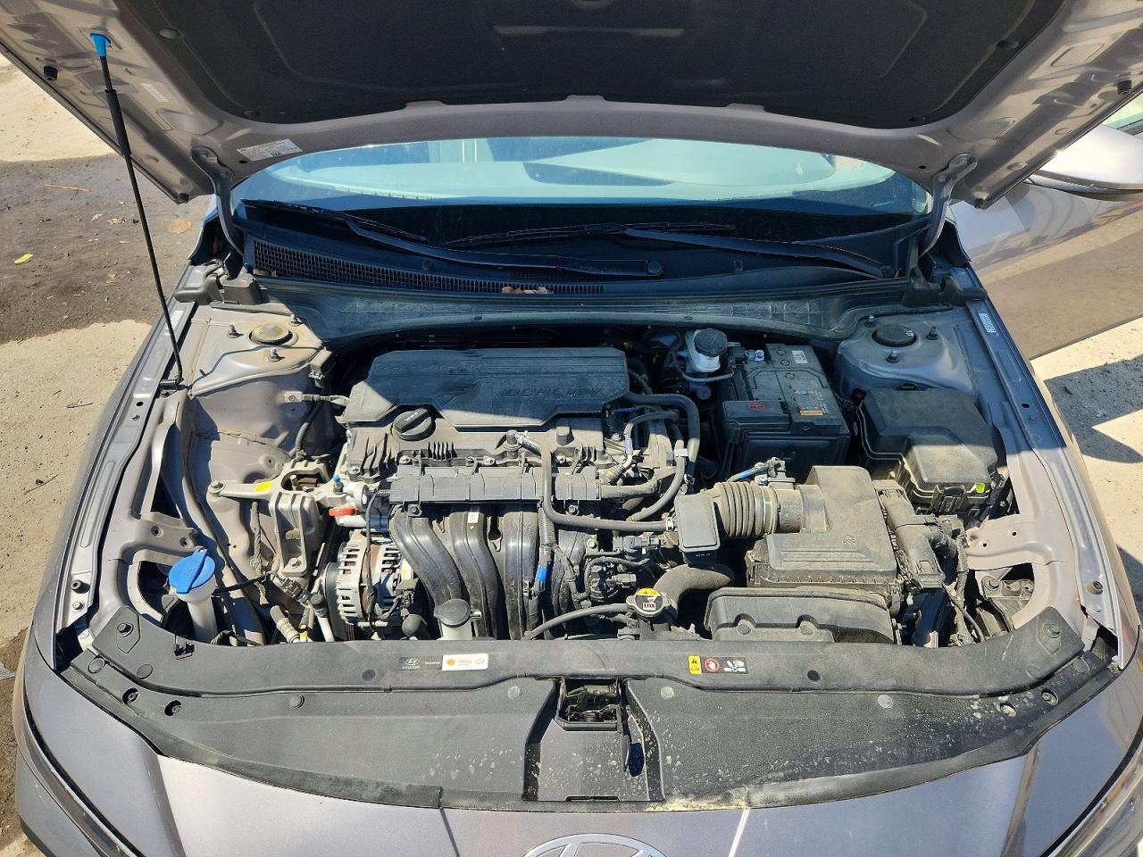 Hyundai ELANTRA Sel