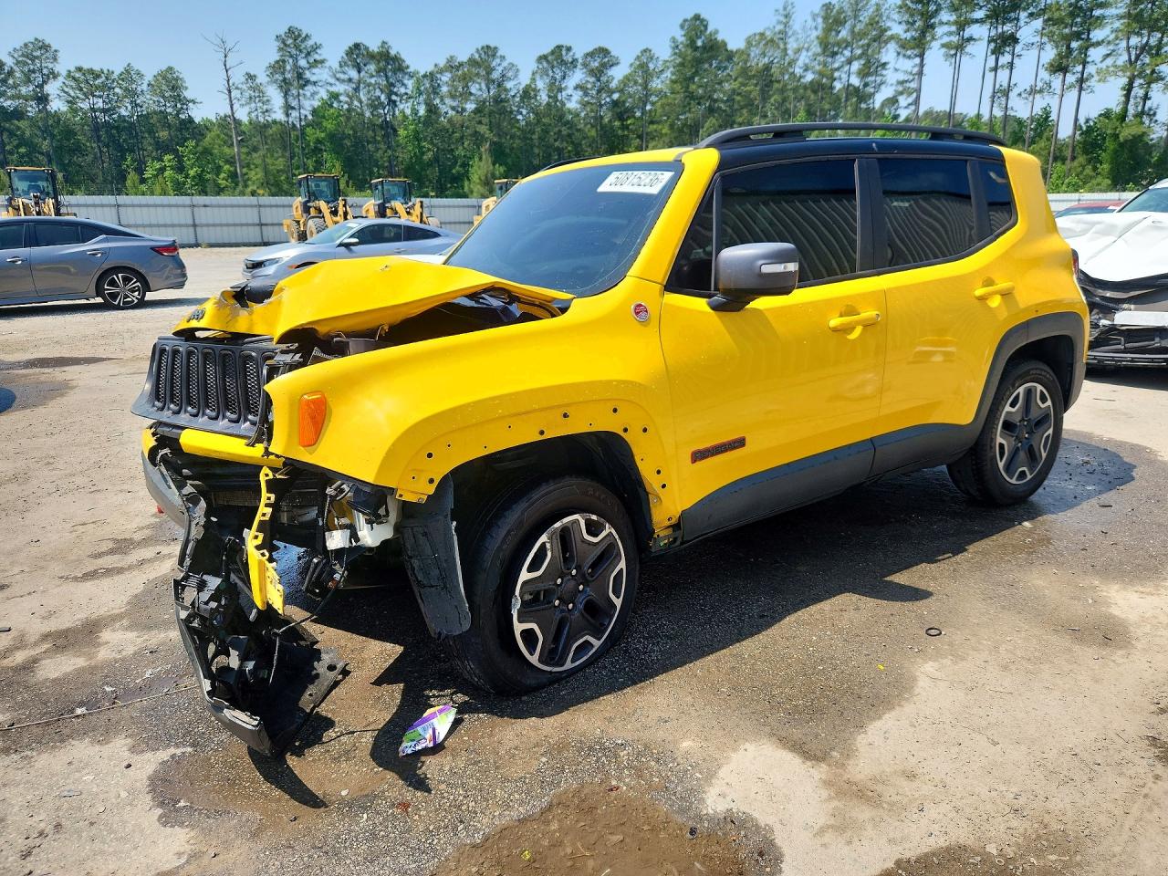 Salvage Jeep Renegade Image
