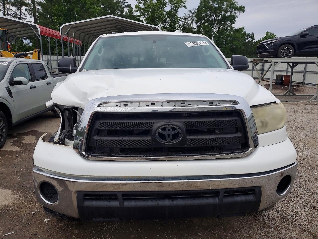 Toyota Tundra Double Cab Sr5