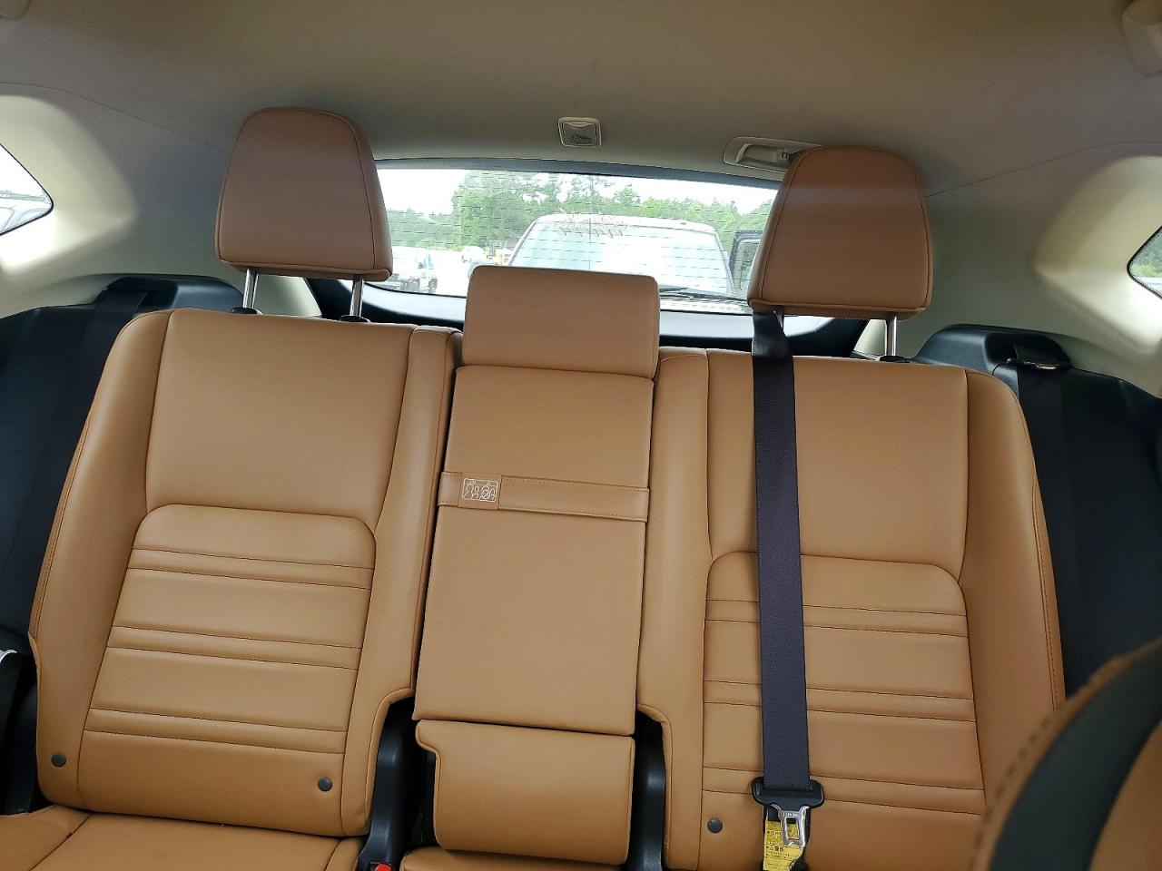 Lexus NX Base