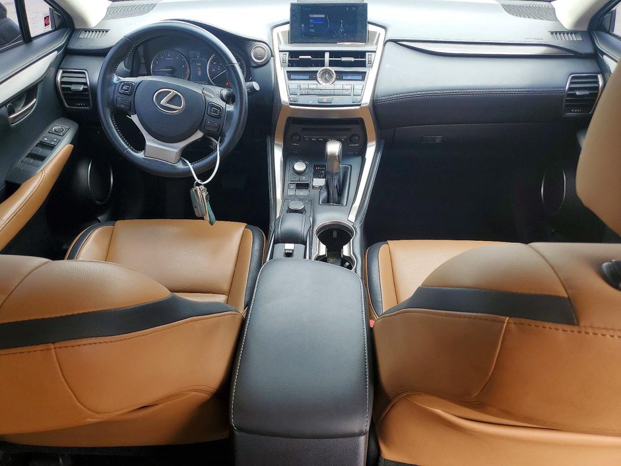 Lexus NX Base