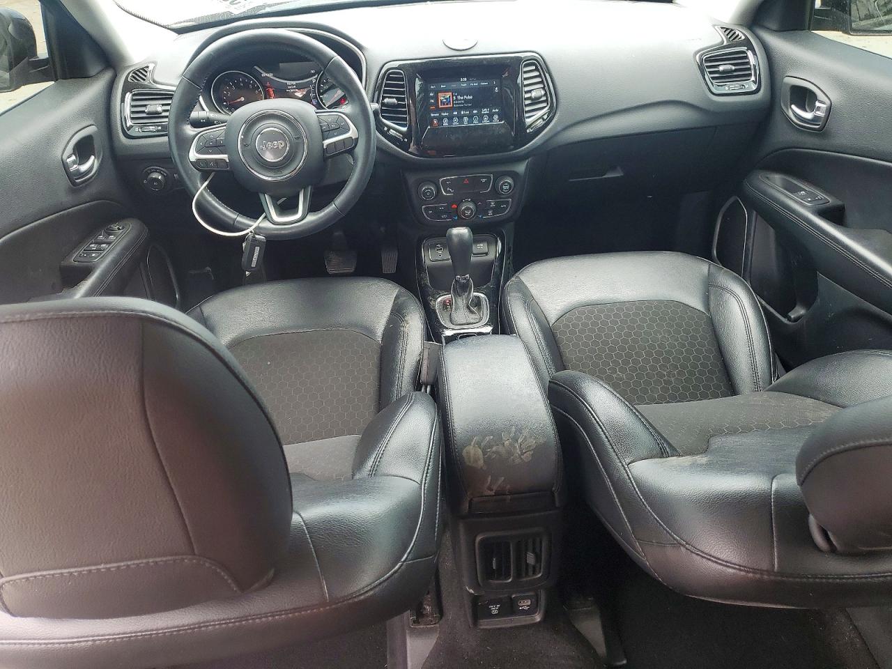 Jeep Compass Latitude