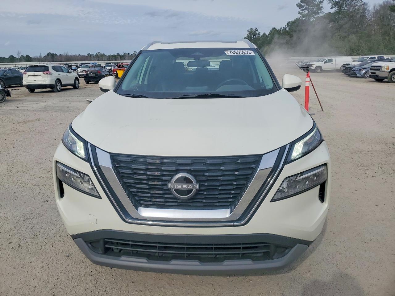 Nissan Rogue Sv