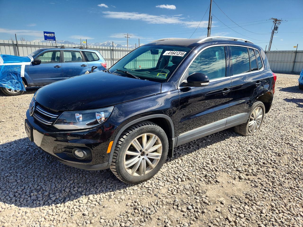 Salvage Volkswagen Tiguan Image