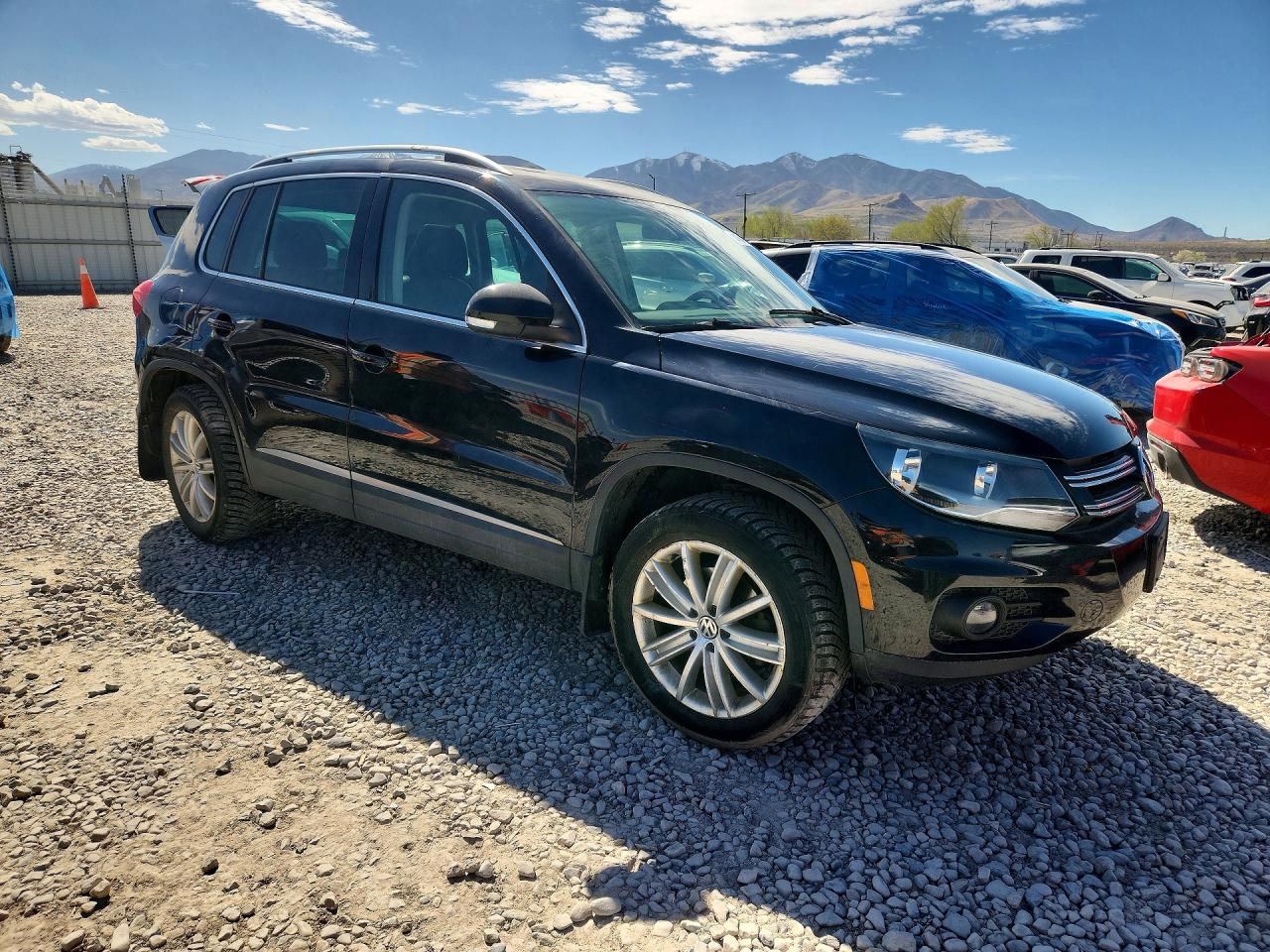 Volkswagen Tiguan S
