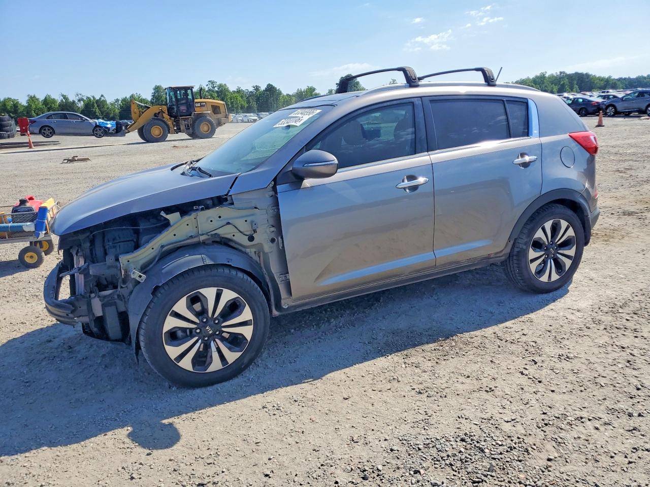 Salvage Kia Sportage Image