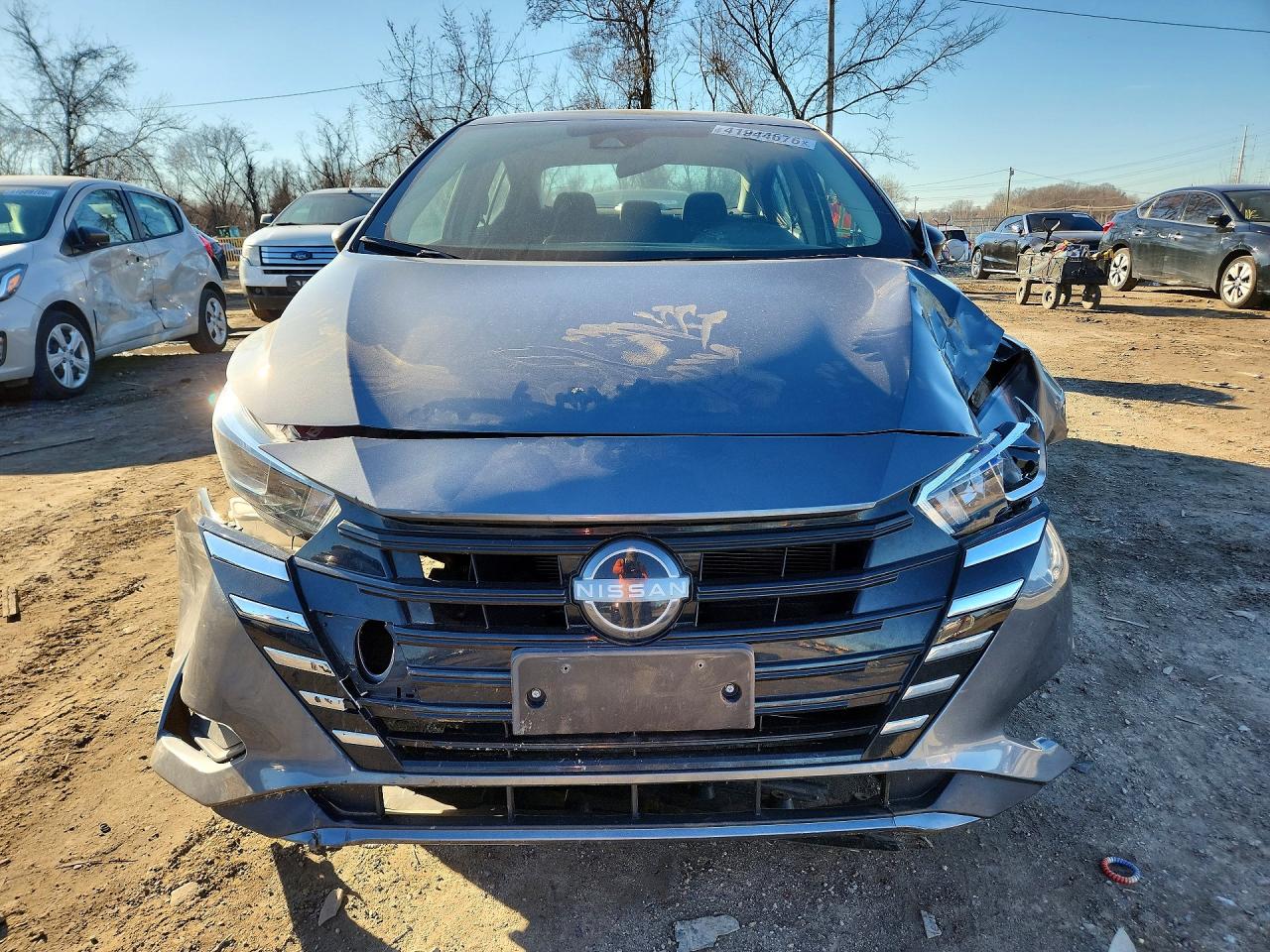 Nissan Versa S
