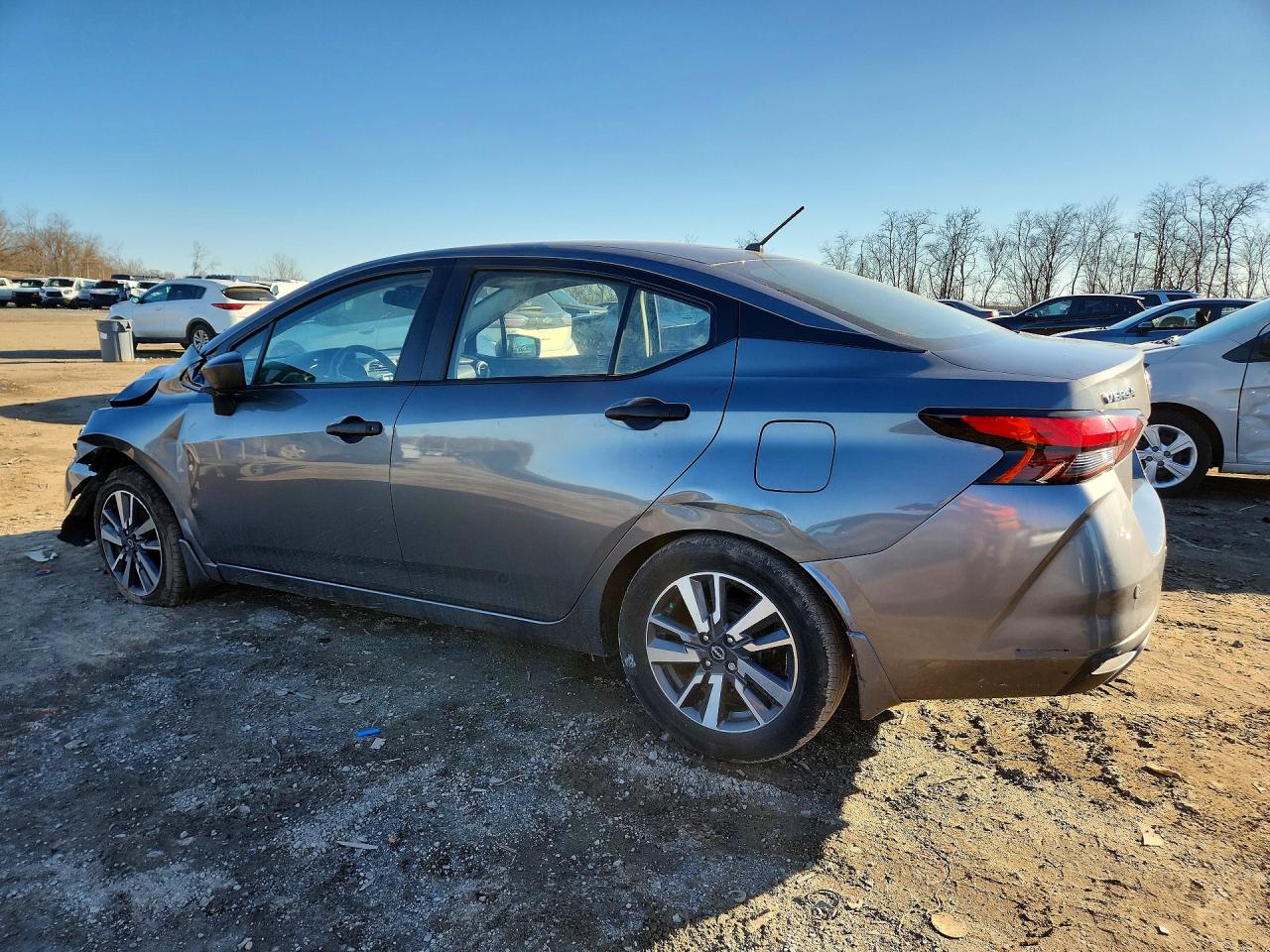 Nissan Versa S