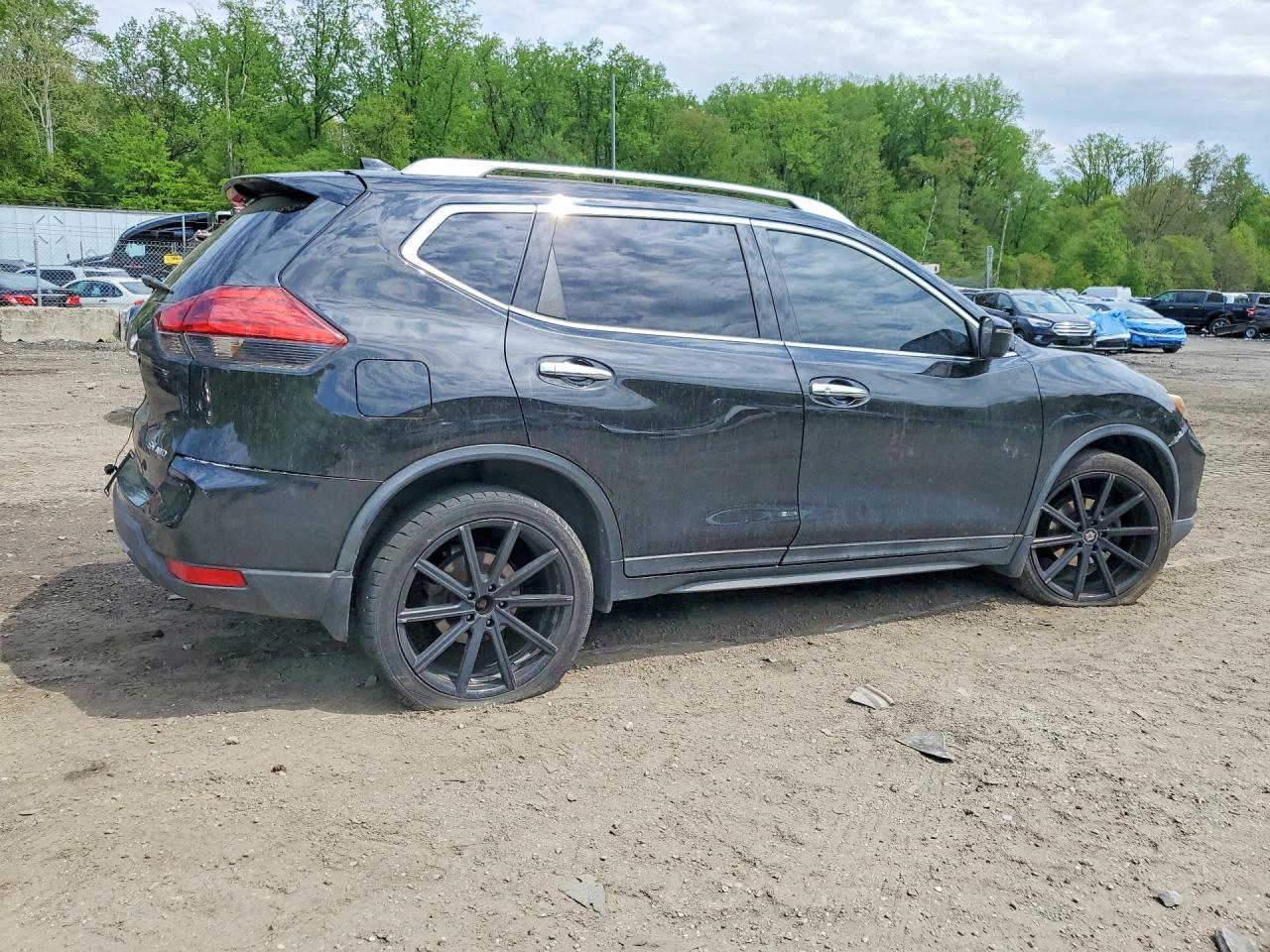 Nissan Rogue Sv