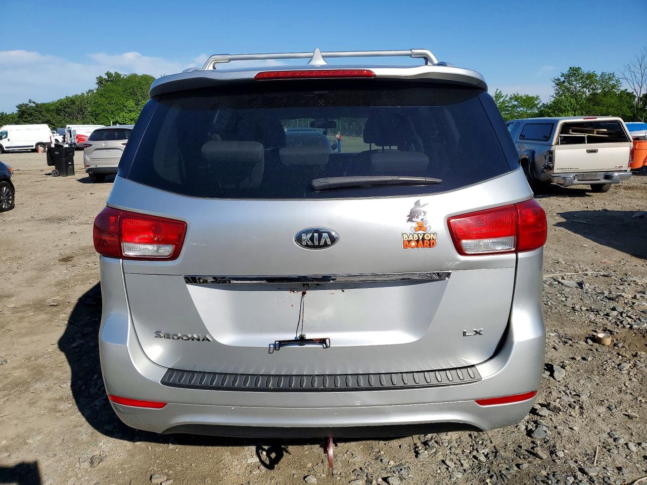 Kia Sedona Lx