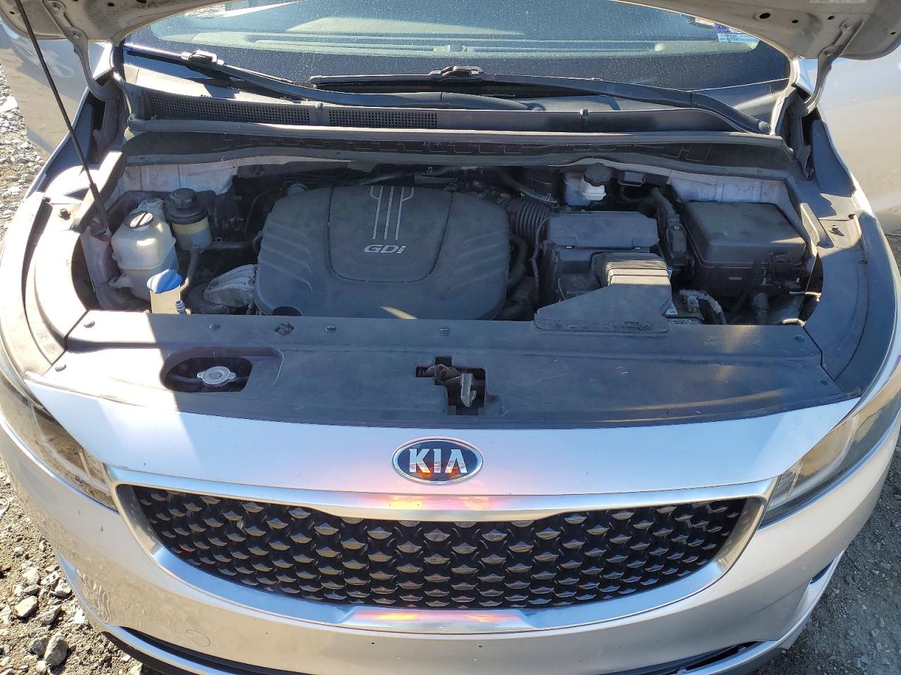 Kia Sedona Lx